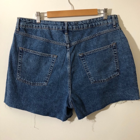 NWT Topshop Ripped distressed jean shorts blue 14 - Picture 5 of 8
